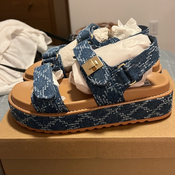 Steve Madden BigMona sandal - Picture 2 of 6